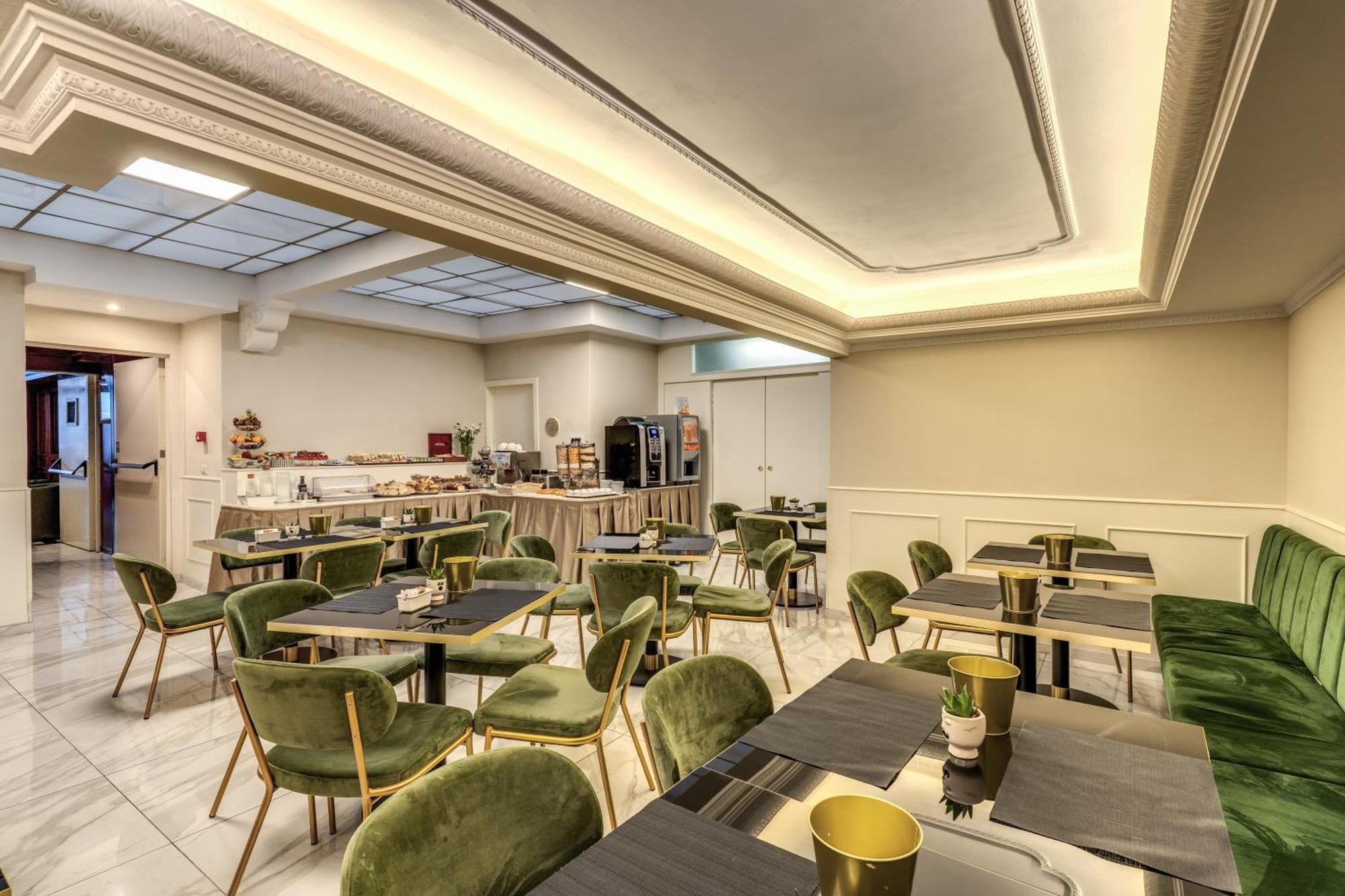 Hotel Flower Garden 3*